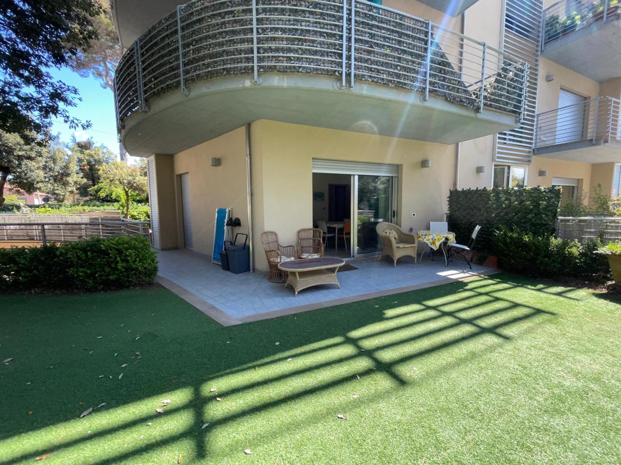 Ferienwohnung Residenza Venus Castiglioncello Exterior foto