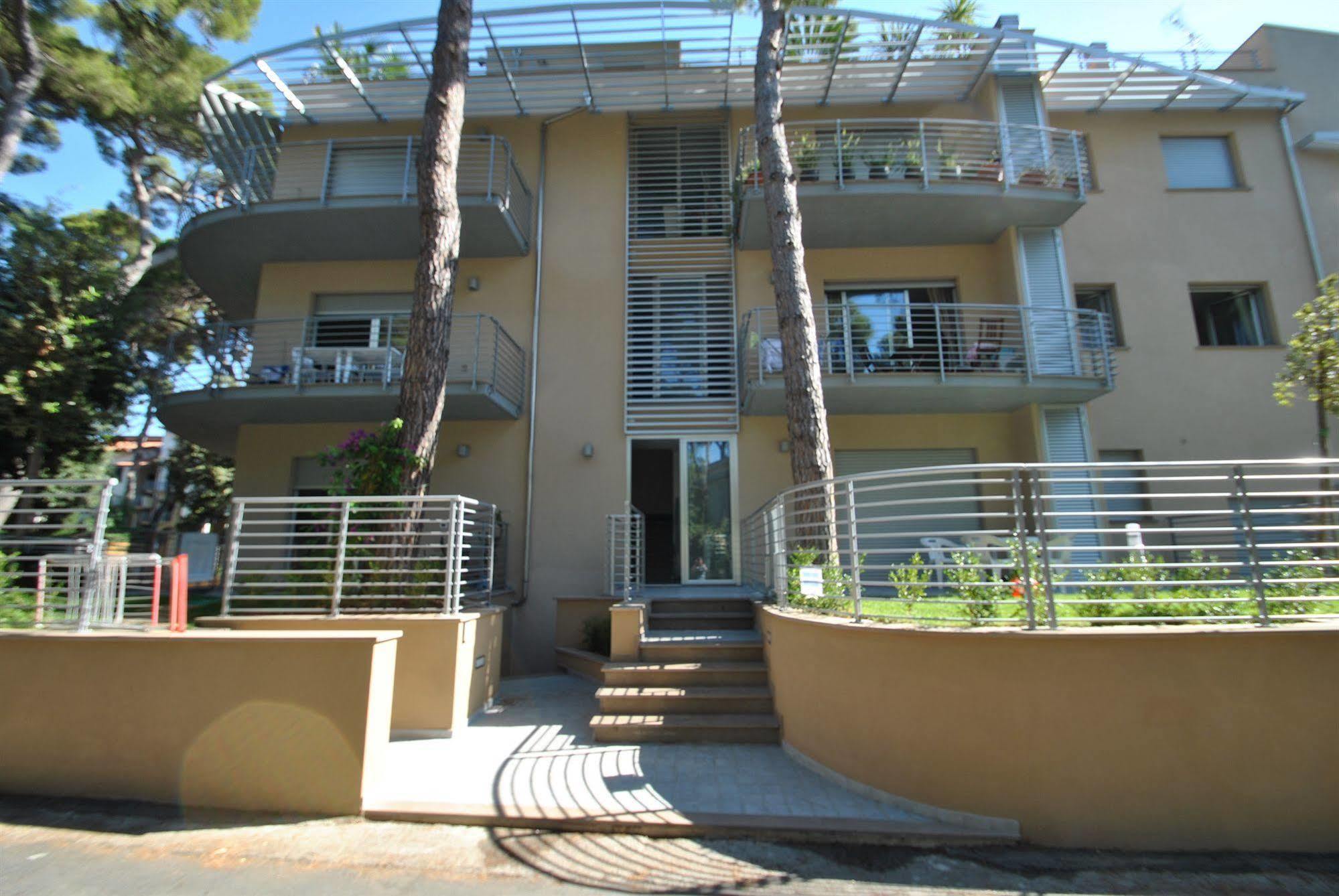 Ferienwohnung Residenza Venus Castiglioncello Exterior foto