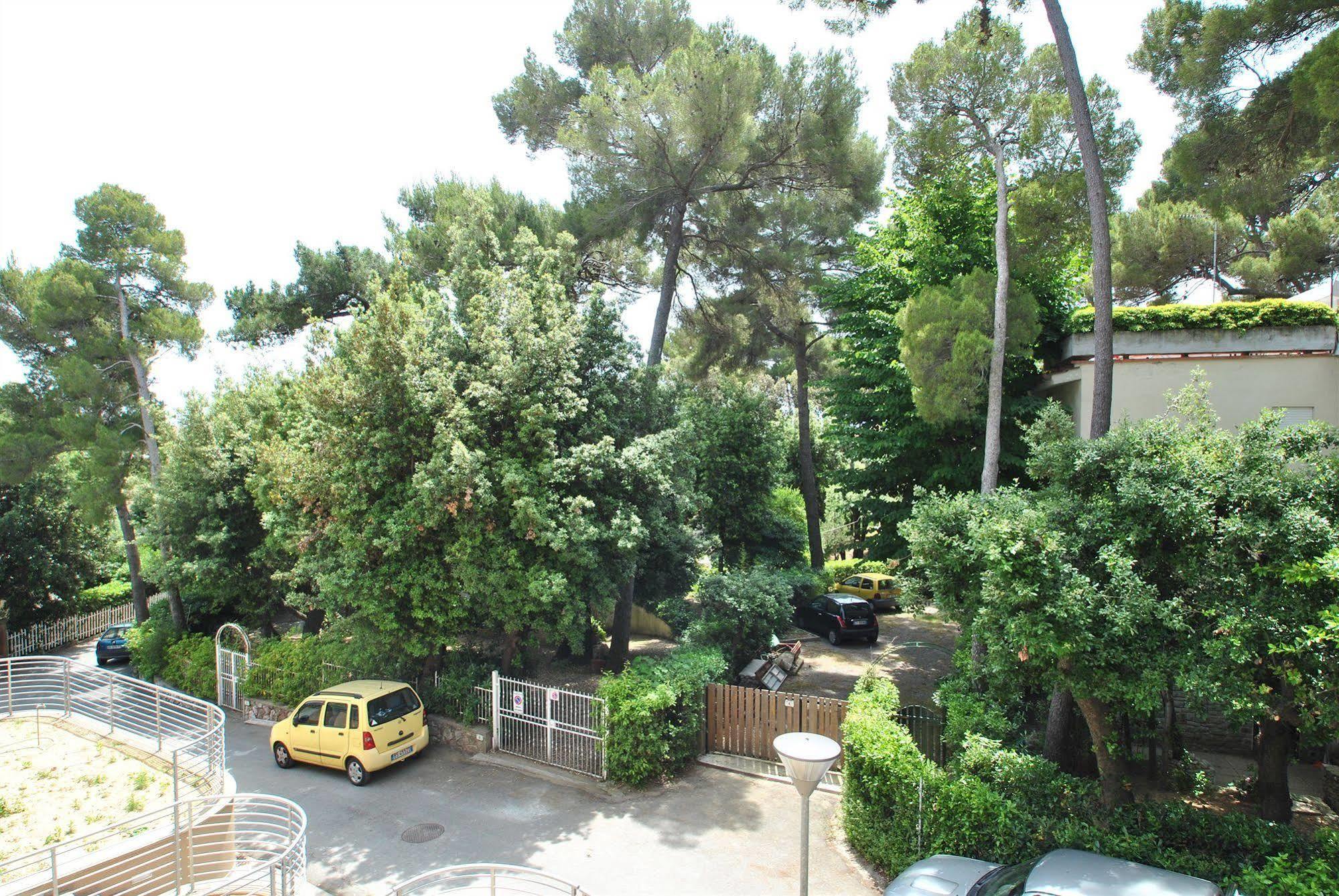 Ferienwohnung Residenza Venus Castiglioncello Exterior foto